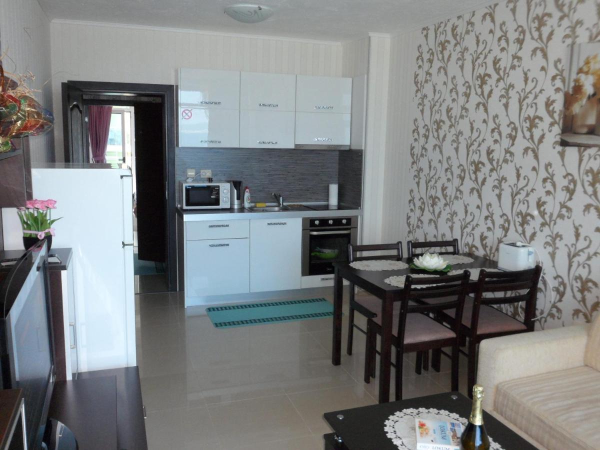 Apartment Sianie В Центъра На Слънчев Бряг, Само На Няколко Крачки От Плажа ภายนอก รูปภาพ